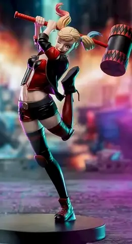Harley Quinn 18cm figurine