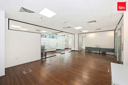 High Floor | Ready To Move | Community Expert