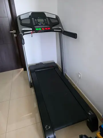 Used treadmill in good condition - motorized running machine