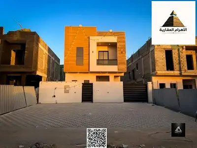 For sale in Ajman | Al Helio 2 area | 3 bedrooms, majlis, living room, maid's room, and storage room | Freehold ownership for all nationalities | Pric