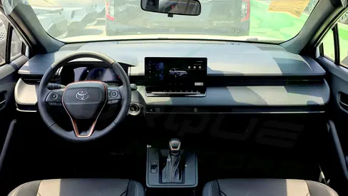 2026 Toyota COROLLA CROSS 照片 2
