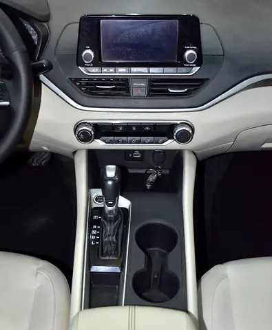 صورة مصغرة 14 لـ 2020 Nissan ALTIMA