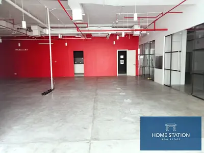 UNIQUE LOCATION SHOP AVILABLE NEAR MALL OF EMIRATES