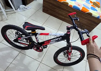 Used 20-inch Kids/Mountain Bike - Good Condition. Price can be slightly negotiable