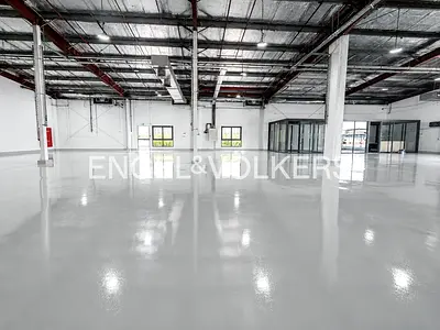 250 kW Power | Warehouse + 5,000 Sqft Yard