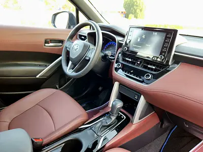 صورة 5 لـ 2022 Toyota COROLLA CROSS