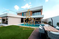A luxurious lifestyle begins here: 5 master bedroom villa, optional swimming pool, strategic locatio