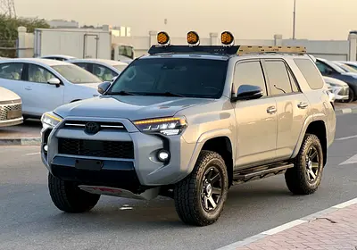 2021 Toyota 4RUNNER — фото 3
