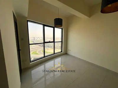 1 Bedroom Apartment | Escan Marina Tower | City & Marina View | Balcony
