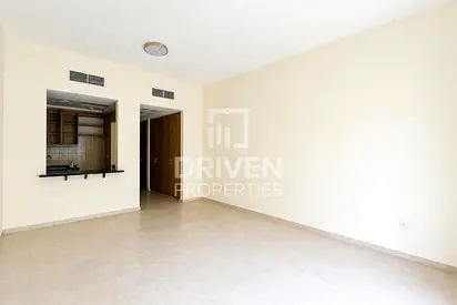 Vacant Apt | Good Opportunity | Low Floor