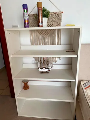 White 4-Shelf Small Bookcase / Storage Unit — Good Condition