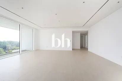 Vacant | Spacious | Community Views | Corner Unit
