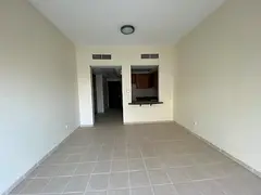 8 Wardrobes | Med Cluster | Near Supermarket
