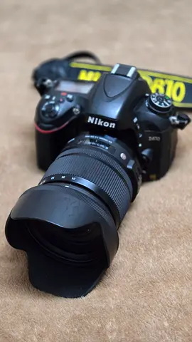 Nikon D610 with lens Selling my nikon d610 with sigma 24-105 mm comes with 3 extra batteries and 2 s