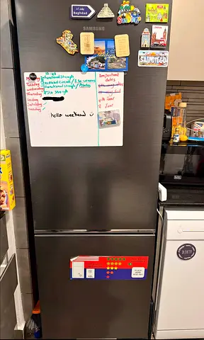 Samsung Bottom-Freezer Refrigerator - Good Condition, Black Stainless 60cm