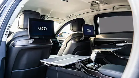 2025 AUDI A8 缩略图 10