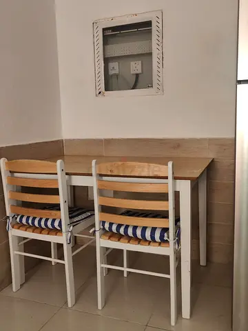 dinning table