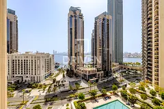 Vast Layout Unit with Fantastic Marina View