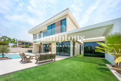 Rare Park Villa |Private Pool |Furniture Option
