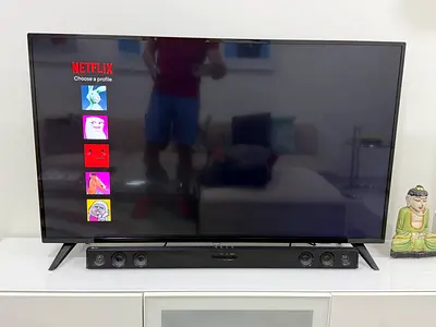 Samsung 43-inch LED TV with Soundbar - Good Working Condition