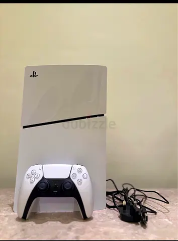 Sony PlayStation 5 Console with DualSense Controller - excellent Condition
