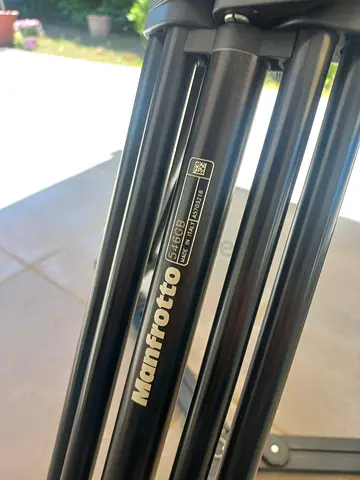 Manfrotto 546GB + 504HD Fluid Head