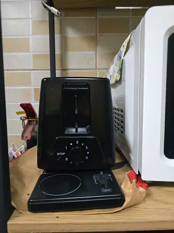 Black decker 2-Slice Toaster - Good Working Condition