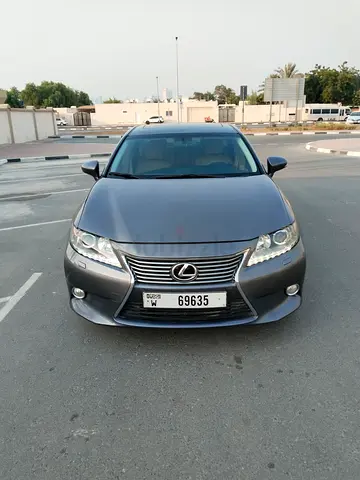 Lexus ES 250 2013 GCC Specs | Well Maintained | Pristine Condition