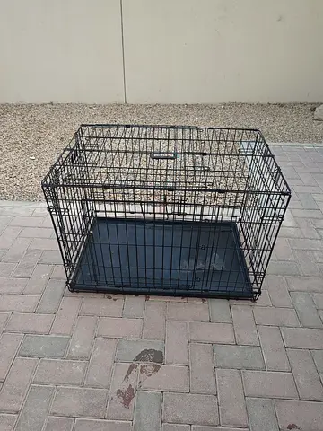 Large Foldable Metal Dog Crate with Plastic Tray - Good Condition