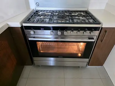 Siemens New Model 5 Gas Burners Cooker Stove Large oven 90x60cm HG73G8357M
