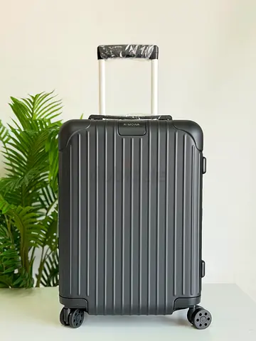 New travel luggage