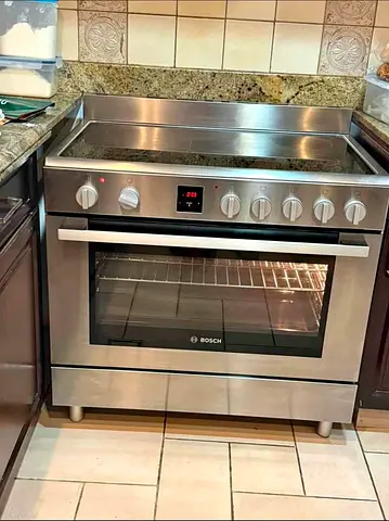 Free delivery Bosch stainless steel electric range with ceramic hob 90 cm - good condition