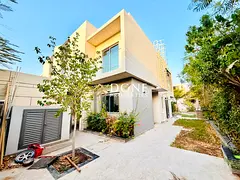 4BHK WITH MAID ROOM Private garden just 180k