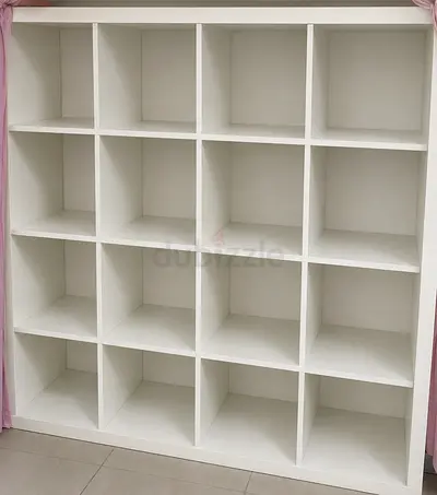 White 16-Cube Storage Rack – Used, Excellent Condition