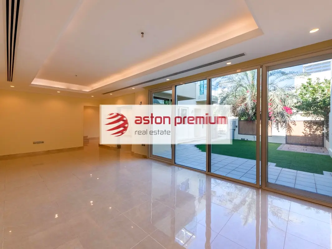 Exclusive | Rare Corner Villa Park View | Tenanted