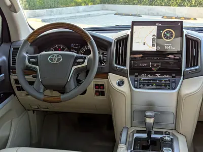 2018 Toyota LAND CRUISER 照片 13
