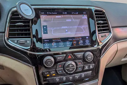 صورة مصغرة 13 لـ 2020 JEEP GRAND CHEROKEE