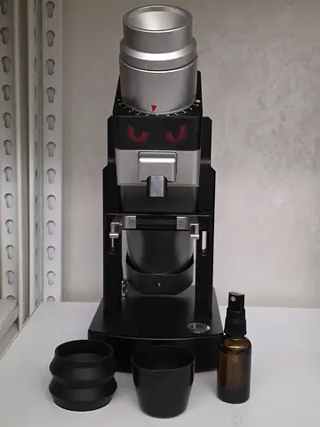 Monolith MC4 Grinder