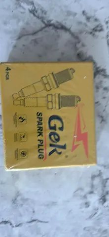 Set of 4 Gek Spark Plugs - New in Box