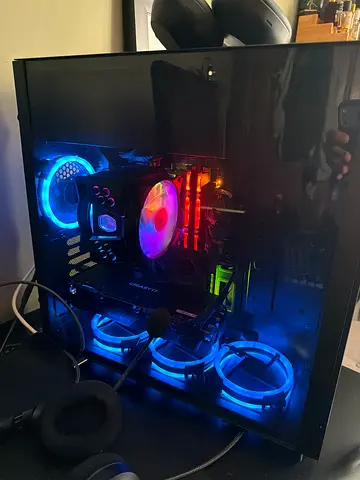 Ryzen 7 3700X + RTX 2080 Super Gaming PC — Full Build, Excellent Condition