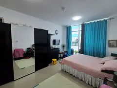 Master Bedroom for rent with Pakistani Family