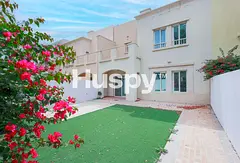 Single Row | Opposite Amenities | Middle Unit