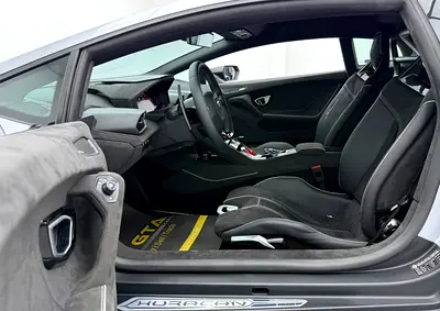 2024 Lamborghini HURACAN — миниатюра 9