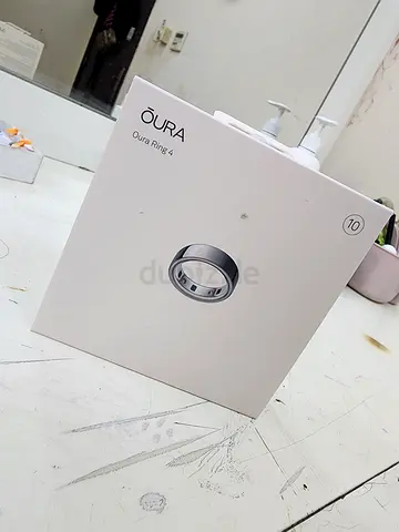 Oura Ring 4 (Size 10, Silver)