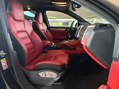 صورة مصغرة 12 لـ 2015 Porsche CAYENNE