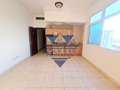 Al jabail aera //big studio//sea view//good location central ac // rent only 23k