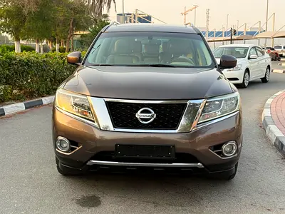 Nissan Pathfinder SV 2015 GCC Specs - Well Maintained