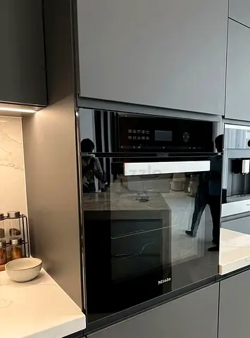Miele Latest Model Black Built-in Electric Oven 60cm – Premium German Engineering