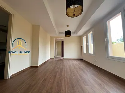 QUITE | FAMILY LIVING | STEPS FROM KIDS' PLAY AREA