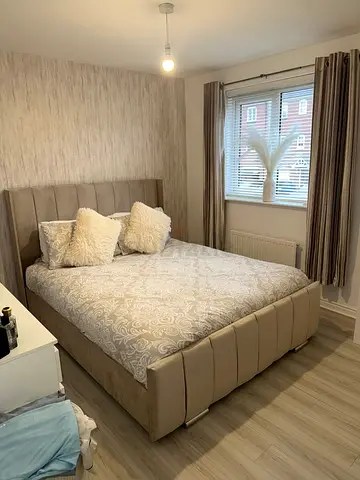 Luxury Fabric Bed Set For Sale. Brand New Modern Design Bed Set For Sale